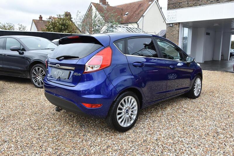 Used Ford Fiesta 2014 for sale - 76582974: Photo 4