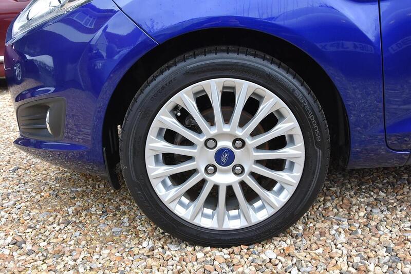 Used Ford Fiesta 2014 for sale - 76582974: Photo 8