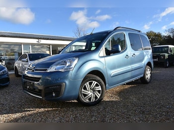 2017 - 1.6 BlueHDi 100 Flair 5dr ETG6