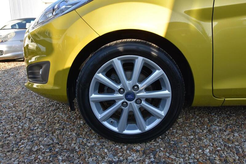 Used Ford Fiesta 2015 for sale - 77846486: Photo 8