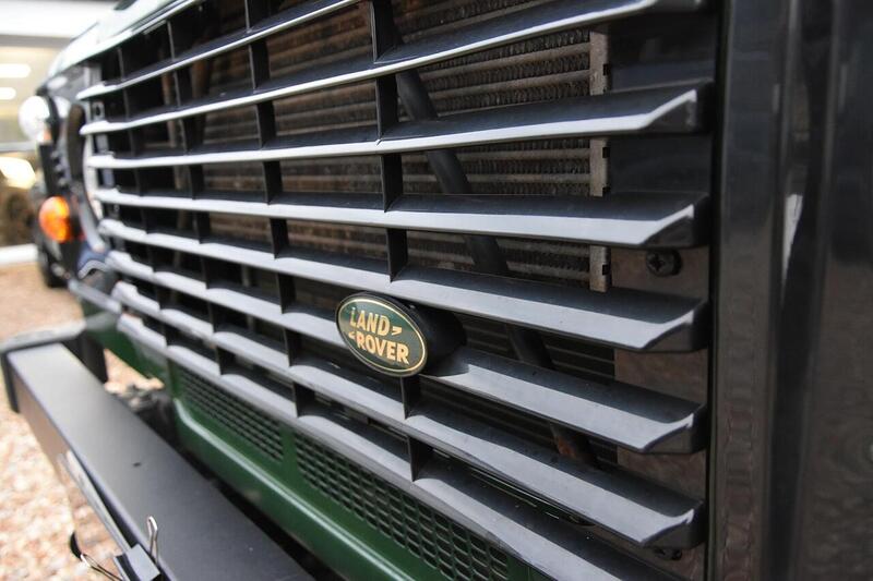 Used Land Rover Defender 2009 for sale - 77129158: Photo 24