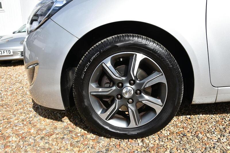 Used Hyundai Ix20 2017 for sale - 78069460: Photo 8