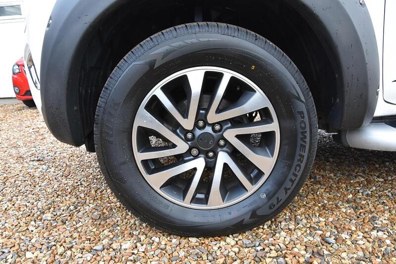 Used Nissan Navara 2018 for sale - 77452572: Photo 12