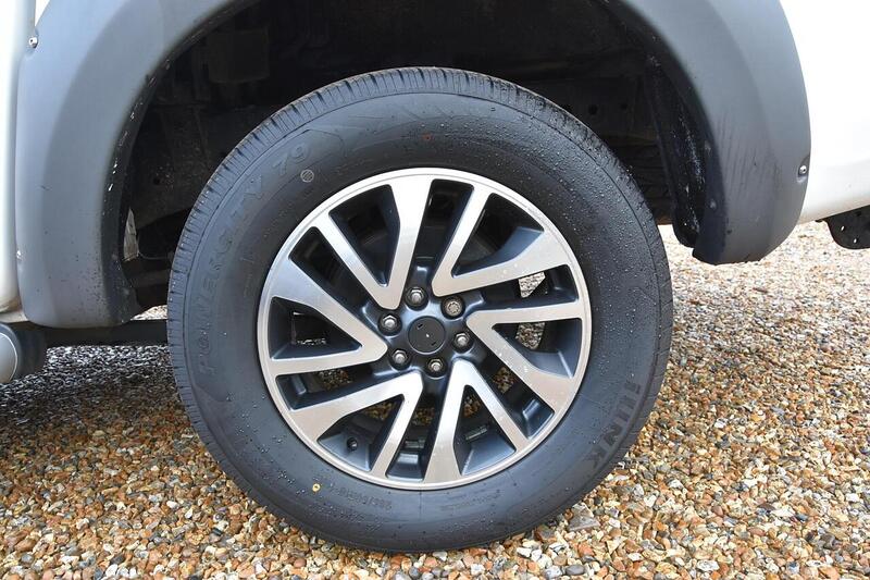 Used Nissan Navara 2018 for sale - 77452572: Photo 13