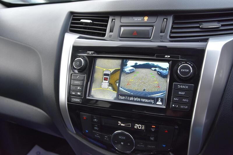 Used Nissan Navara 2018 for sale - 77452572: Photo 29