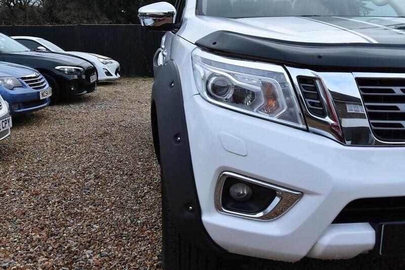Used Nissan Navara 2018 for sale - 77452572: Photo 4