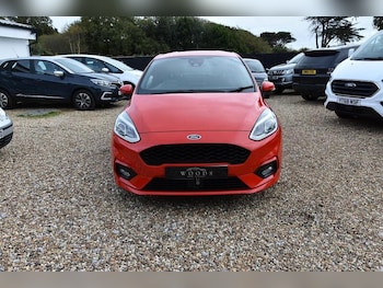 Used Ford Fiesta 2018 for sale - 76426345: Photo