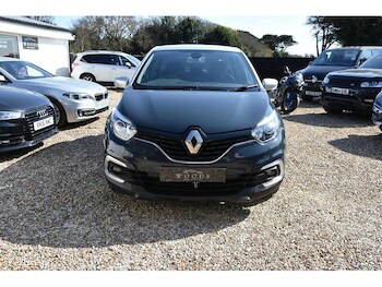 Used Renault Captur 2018 for sale - 75639744: Photo