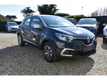 Used Renault Captur 2018 for sale - 75639744: Photo