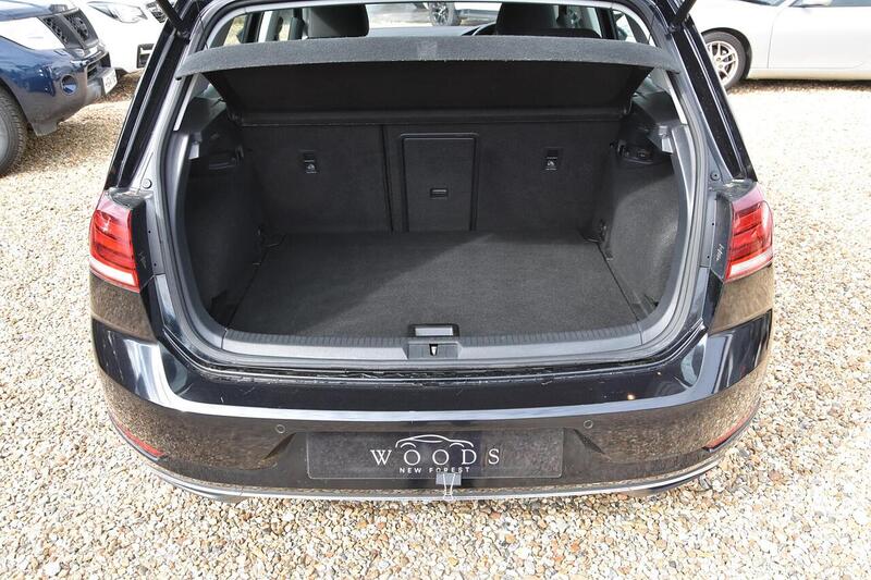 Used Volkswagen Golf 2019 for sale - 78031147: Photo 24