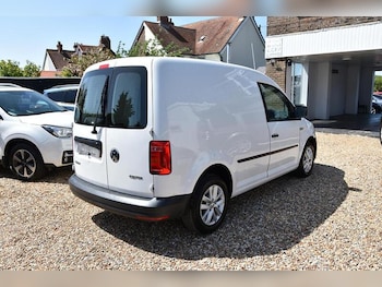 Used Volkswagen Caddy 2015 for sale - 78694240: Photo