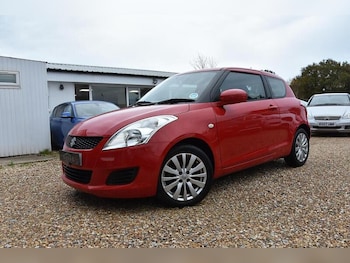 Used Suzuki Swift 2012 for sale - 76482558: Photo