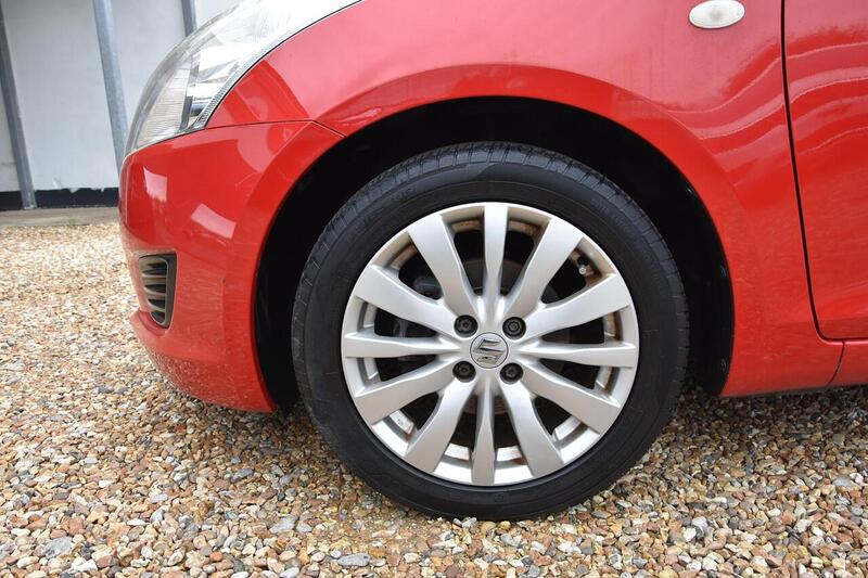 Used Suzuki Swift 2012 for sale - 76482558: Photo 8