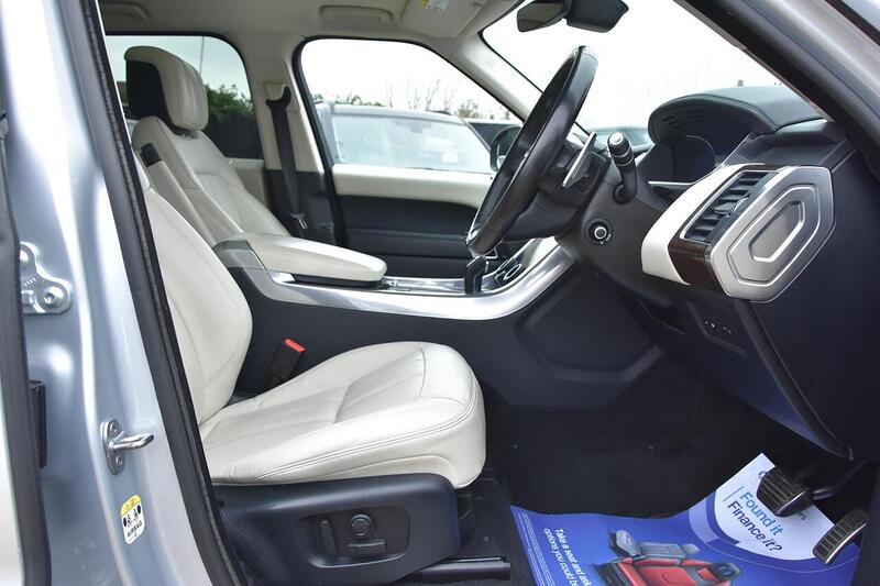 Used Land Rover Range Rover Sport 2018 for sale - 76884510: Photo 16