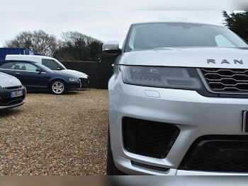 Used Land Rover Range Rover Sport 2018 for sale - 76884510: Photo