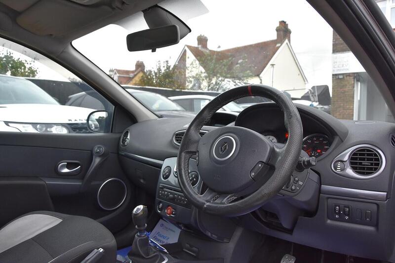 Used Renault Clio 2012 for sale - 76720009: Photo 17