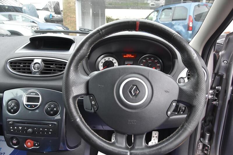 Used Renault Clio 2012 for sale - 76720009: Photo 18