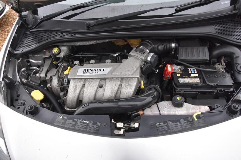 Used Renault Clio 2012 for sale - 76720009: Photo 24