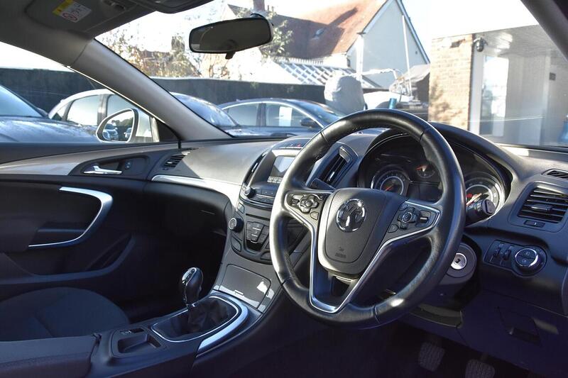 Used Vauxhall Insignia 2015 for sale - 76845882: Photo 13