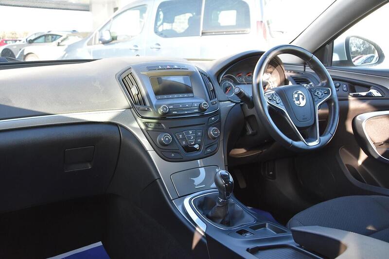 Used Vauxhall Insignia 2015 for sale - 76845882: Photo 18