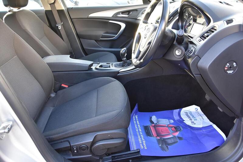 Used Vauxhall Insignia 2015 for sale - 76845882: Photo 23