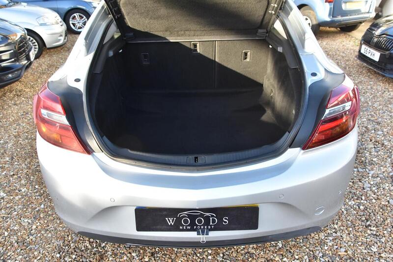 Used Vauxhall Insignia 2015 for sale - 76845882: Photo 24