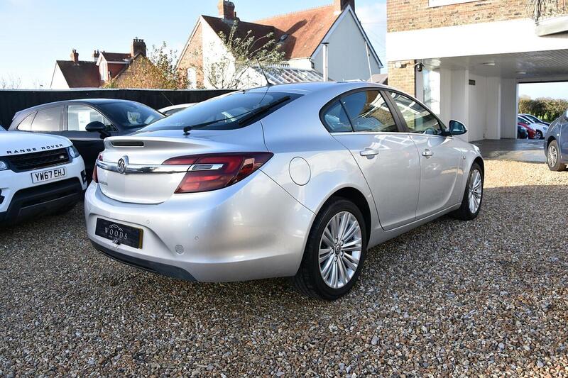 Used Vauxhall Insignia 2015 for sale - 76845882: Photo 4