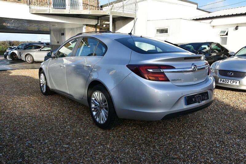 Used Vauxhall Insignia 2015 for sale - 76845882: Photo 6
