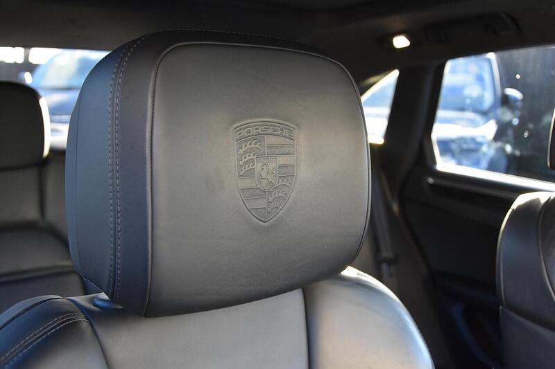 Used Porsche Macan 2014 for sale - 76821234: Photo 19