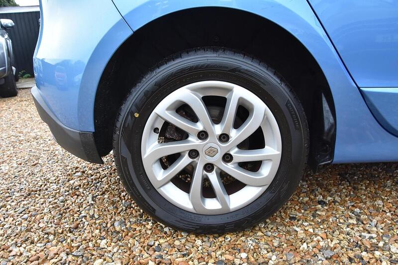 Used Renault Scenic 2012 for sale - 76808342: Photo 10