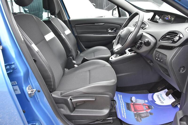 Used Renault Scenic 2012 for sale - 76808342: Photo 12