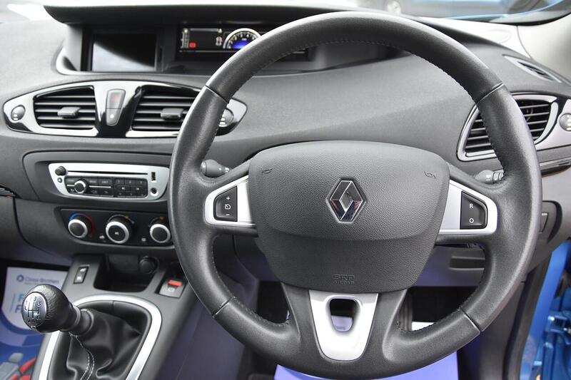 Used Renault Scenic 2012 for sale - 76808342: Photo 15