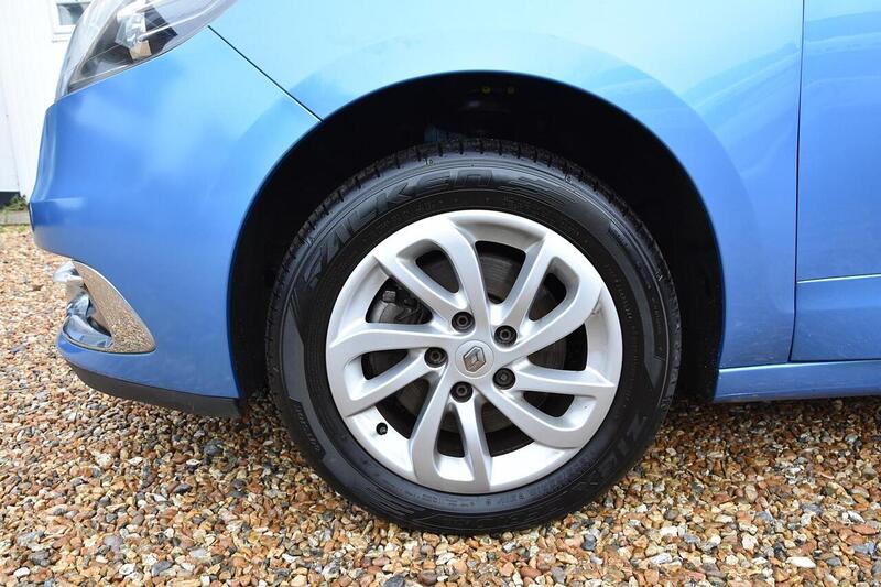 Used Renault Scenic 2012 for sale - 76808342: Photo 8