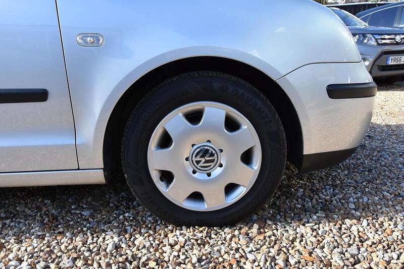 Used Volkswagen Polo 2002 for sale - 76364438: Photo 11