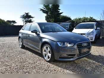 Used Audi A3 2015 for sale - 76157777: Photo 3