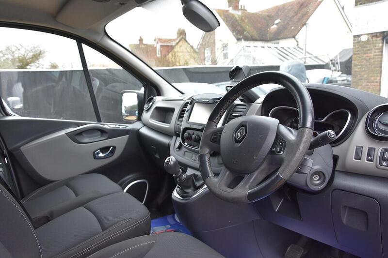 Used Renault Trafic 2018 for sale - 77792603: Photo 10