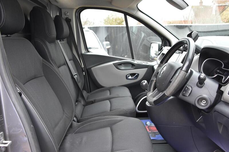 Used Renault Trafic 2018 for sale - 77792603: Photo 9
