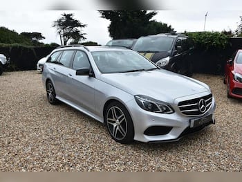 Used Mercedes-Benz E Class 2015 for sale - 79724091: Photo