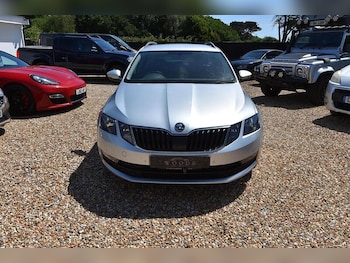 Used Skoda Octavia 2017 for sale - 78819720: Photo