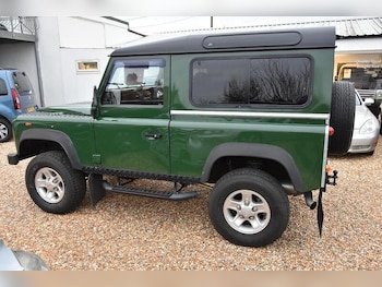Used Land Rover Defender 90 2009 for sale - 79434321: Photo