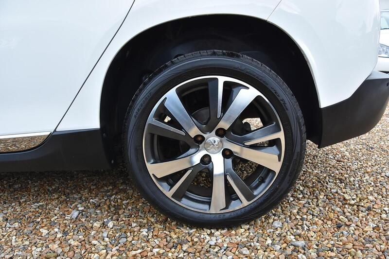 Used Peugeot 2008 2016 for sale - 77213057: Photo 11