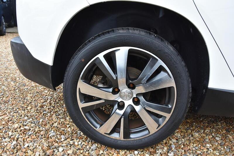 Used Peugeot 2008 2016 for sale - 77213057: Photo 12