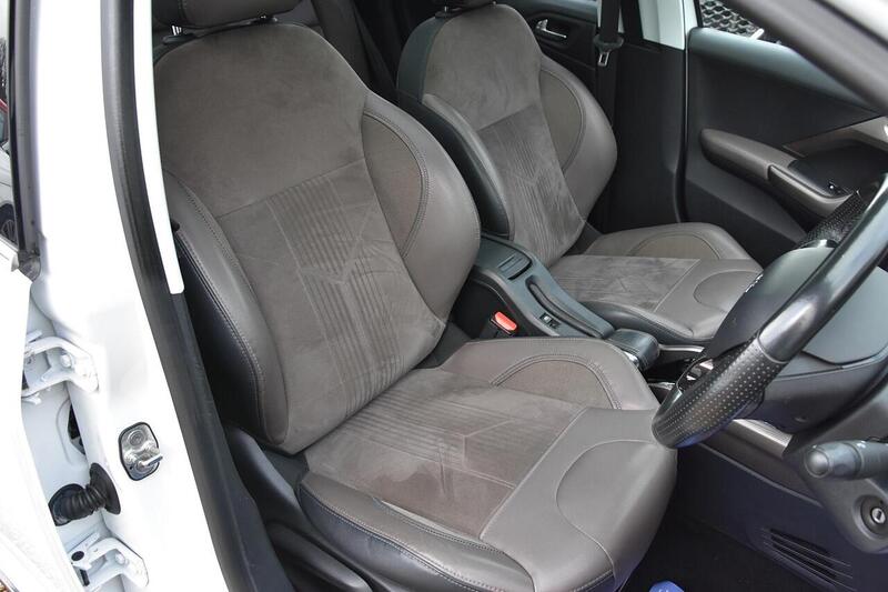 Used Peugeot 2008 2016 for sale - 77213057: Photo 15