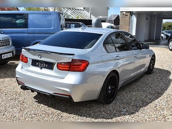 Used BMW 3 Series 2014 for sale - 79434323: Photo