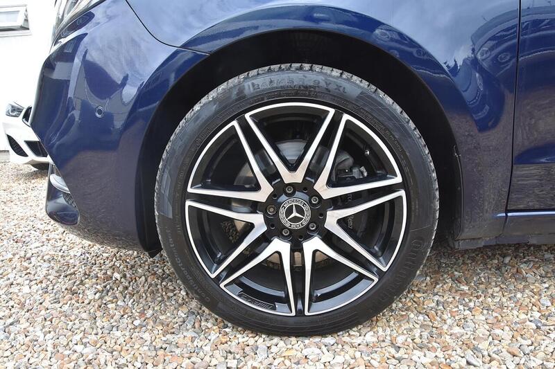 Used Mercedes-Benz V-Class 2019 for sale - 77744299: Photo 10