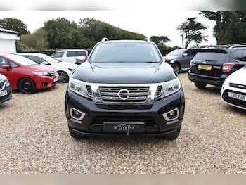 Used Nissan Navara 2018 for sale - 76206693: Photo 2