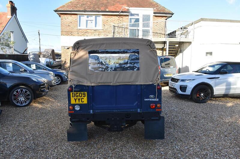 Used Land Rover Defender 2009 for sale - 76712149: Photo 5