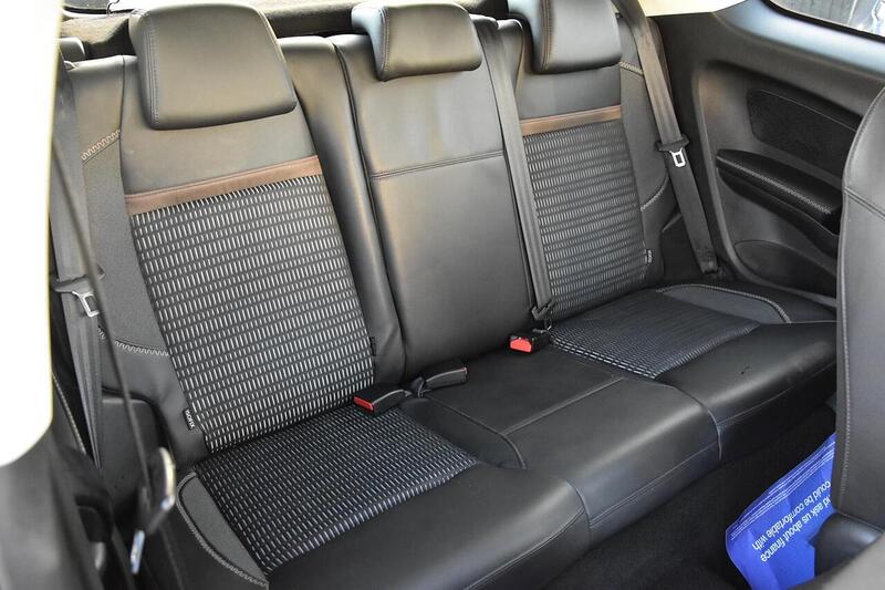 Used Peugeot 208 2014 for sale - 76906064: Photo 12