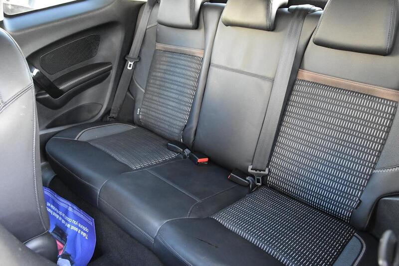 Used Peugeot 208 2014 for sale - 76906064: Photo 13