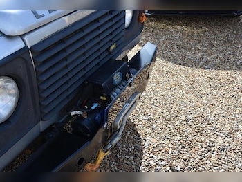 Used Land Rover Defender 110 2009 for sale - 75948081: Photo